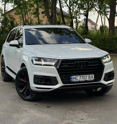 Белый Ауди Ку 7, объемом двигателя 3 л и пробегом 140 тыс. км за 31500 $, фото 1 на Automoto.ua
