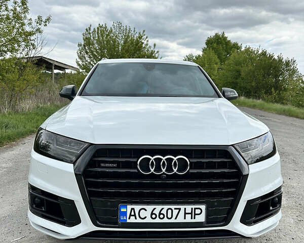 Белый Ауди Ку 7, объемом двигателя 3 л и пробегом 191 тыс. км за 30000 $, фото 1 на Automoto.ua