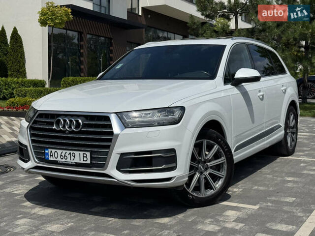 Белый Ауди Ку 7, объемом двигателя 3 л и пробегом 230 тыс. км за 23800 $, фото 1 на Automoto.ua