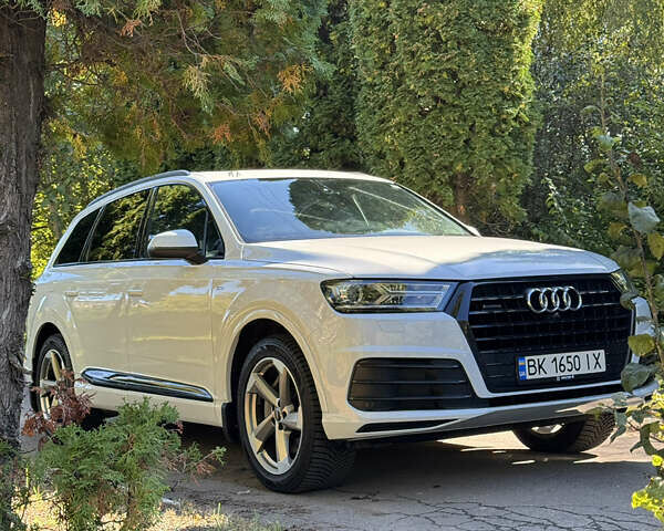 Белый Ауди Ку 7, объемом двигателя 1.98 л и пробегом 130 тыс. км за 27500 $, фото 1 на Automoto.ua