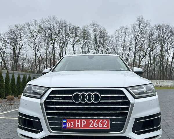Белый Ауди Ку 7, объемом двигателя 3 л и пробегом 168 тыс. км за 25500 $, фото 1 на Automoto.ua