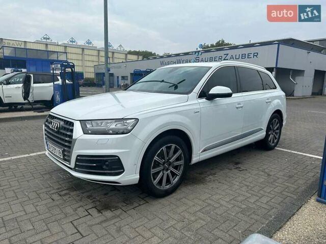 Білий Ауді Ку 7, об'ємом двигуна 3 л та пробігом 203 тис. км за 18888 $, фото 1 на Automoto.ua