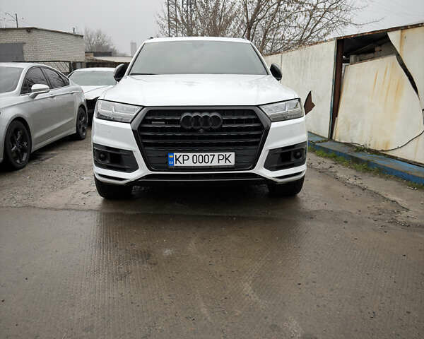 Белый Ауди Ку 7, объемом двигателя 3 л и пробегом 184 тыс. км за 21500 $, фото 1 на Automoto.ua