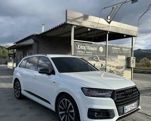 Белый Ауди Ку 7, объемом двигателя 2.97 л и пробегом 226 тыс. км за 37500 $, фото 1 на Automoto.ua
