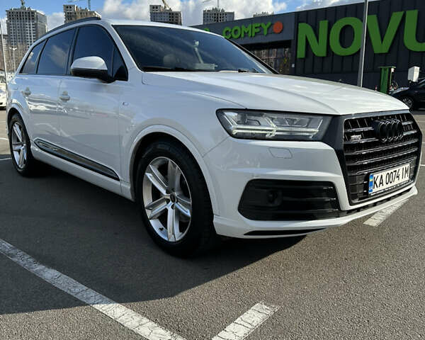 Белый Ауди Ку 7, объемом двигателя 2.97 л и пробегом 187 тыс. км за 35000 $, фото 1 на Automoto.ua