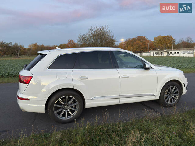 Белый Ауди Ку 7, объемом двигателя 3 л и пробегом 210 тыс. км за 25500 $, фото 1 на Automoto.ua