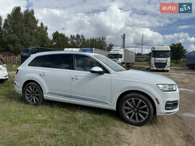 Белый Ауди Ку 7, объемом двигателя 3 л и пробегом 196 тыс. км за 16000 $, фото 1 на Automoto.ua