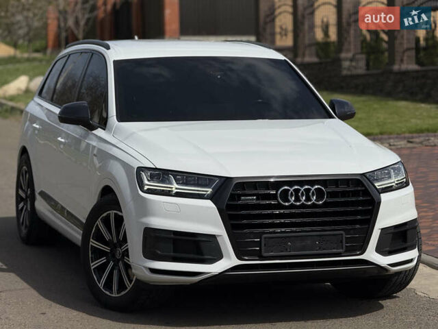 Білий Ауді Ку 7, об'ємом двигуна 3 л та пробігом 216 тис. км за 37500 $, фото 1 на Automoto.ua