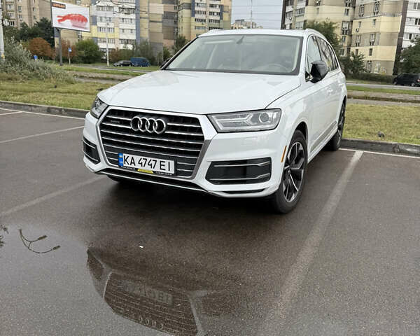 Белый Ауди Ку 7, объемом двигателя 3 л и пробегом 105 тыс. км за 33000 $, фото 1 на Automoto.ua