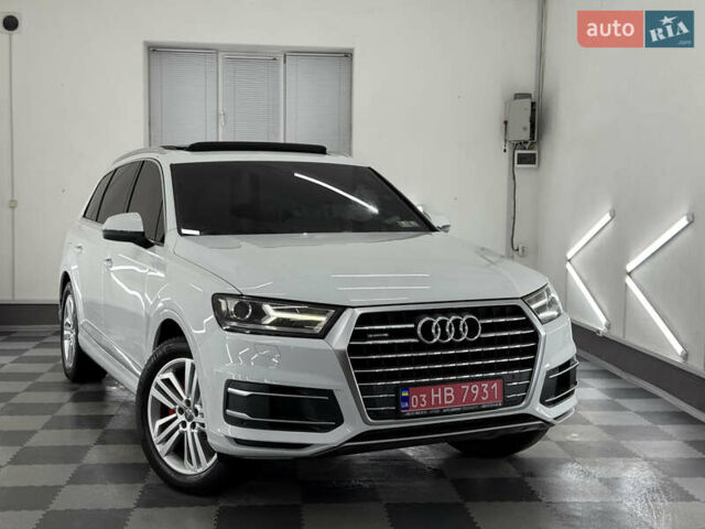 Білий Ауді Ку 7, об'ємом двигуна 2 л та пробігом 136 тис. км за 29599 $, фото 1 на Automoto.ua