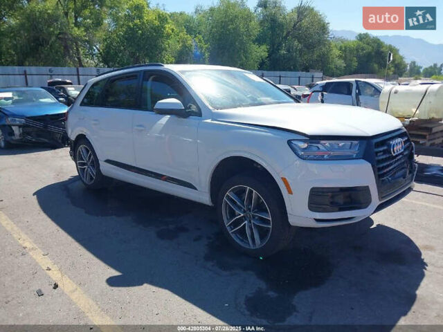 Белый Ауди Ку 7, объемом двигателя 3 л и пробегом 154 тыс. км за 12000 $, фото 1 на Automoto.ua