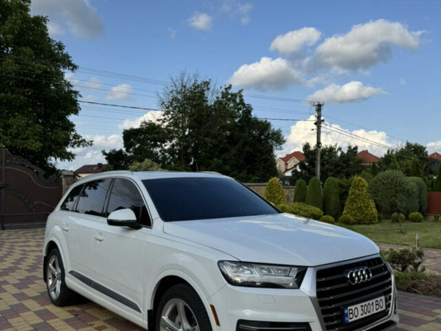 Белый Ауди Ку 7, объемом двигателя 3 л и пробегом 180 тыс. км за 31999 $, фото 1 на Automoto.ua