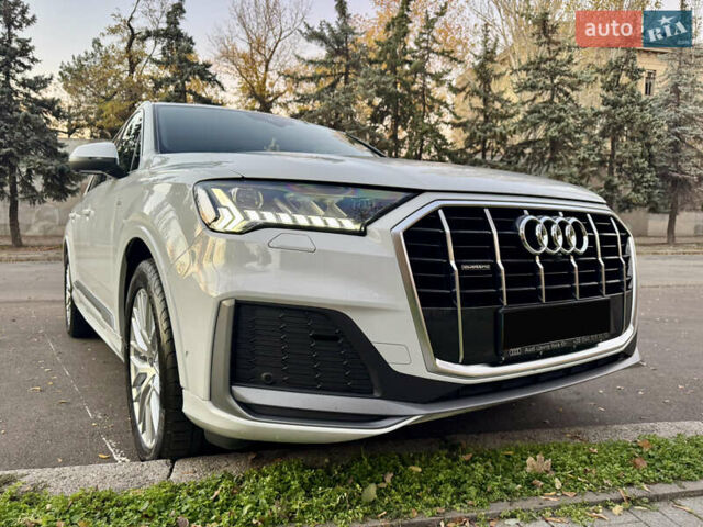Білий Ауді Ку 7, об'ємом двигуна 3 л та пробігом 95 тис. км за 57000 $, фото 1 на Automoto.ua