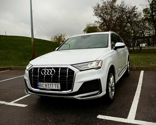 Белый Ауди Ку 7, объемом двигателя 3 л и пробегом 65 тыс. км за 45500 $, фото 1 на Automoto.ua