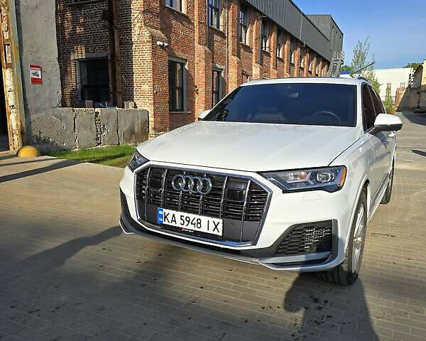 Белый Ауди Ку 7, объемом двигателя 3 л и пробегом 61 тыс. км за 41100 $, фото 1 на Automoto.ua