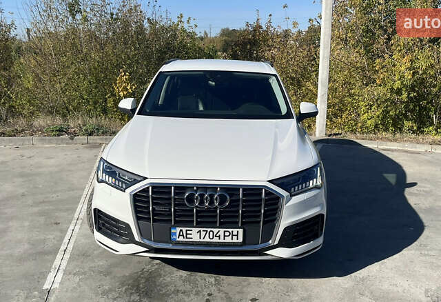 Белый Ауди Ку 7, объемом двигателя 3 л и пробегом 138 тыс. км за 55000 $, фото 1 на Automoto.ua