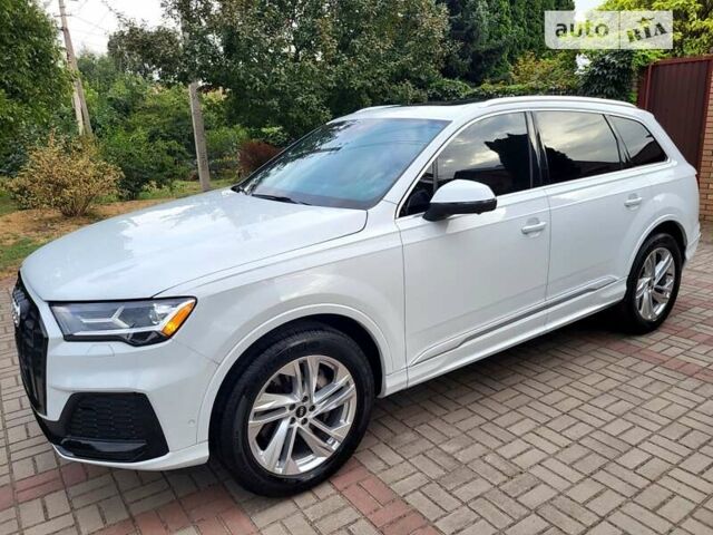 Білий Ауді Ку 7, об'ємом двигуна 2 л та пробігом 48 тис. км за 45600 $, фото 1 на Automoto.ua