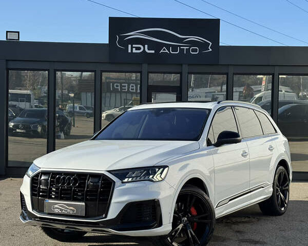 Білий Ауді Ку 7, об'ємом двигуна 3 л та пробігом 66 тис. км за 49800 $, фото 1 на Automoto.ua