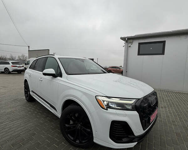 Белый Ауди Ку 7, объемом двигателя 3 л и пробегом 30 тыс. км за 75000 $, фото 1 на Automoto.ua