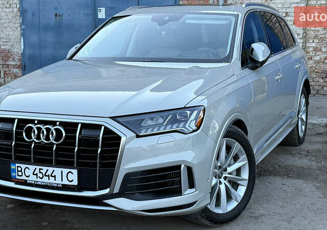 Бежевый Ауди Ку 7, объемом двигателя 3 л и пробегом 31 тыс. км за 48000 $, фото 1 на Automoto.ua