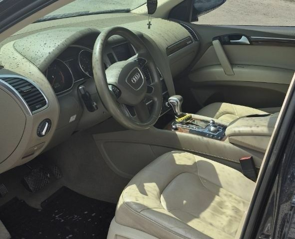 Чорний Ауді Ку 7, об'ємом двигуна 3 л та пробігом 288 тис. км за 17800 $, фото 1 на Automoto.ua