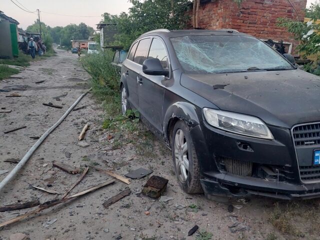 Чорний Ауді Ку 7, об'ємом двигуна 3 л та пробігом 340 тис. км за 6991 $, фото 1 на Automoto.ua