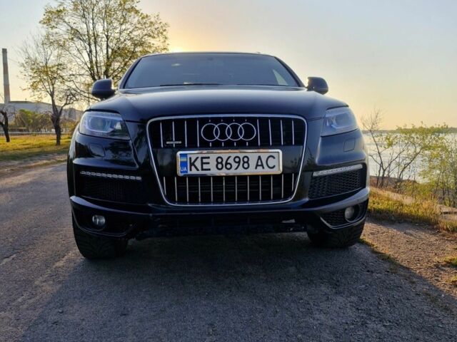 Черный Ауди Ку 7, объемом двигателя 3 л и пробегом 306 тыс. км за 16000 $, фото 1 на Automoto.ua