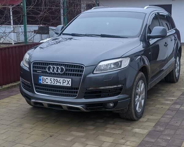 Черный Ауди Ку 7, объемом двигателя 3 л и пробегом 340 тыс. км за 10100 $, фото 1 на Automoto.ua