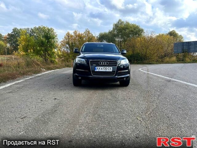 Черный Ауди Ку 7, объемом двигателя 4.2 л и пробегом 333 тыс. км за 9999 $, фото 1 на Automoto.ua