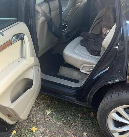 Чорний Ауді Ку 7, об'ємом двигуна 3 л та пробігом 350 тис. км за 5100 $, фото 1 на Automoto.ua