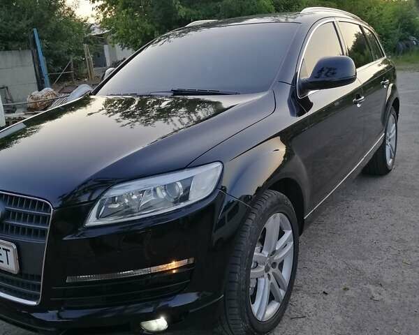 Чорний Ауді Ку 7, об'ємом двигуна 3 л та пробігом 290 тис. км за 12800 $, фото 1 на Automoto.ua