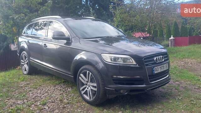 Черный Ауди Ку 7, объемом двигателя 3 л и пробегом 355 тыс. км за 10700 $, фото 1 на Automoto.ua