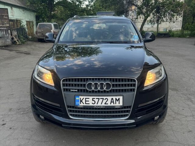 Черный Ауди Ку 7, объемом двигателя 3 л и пробегом 260 тыс. км за 13800 $, фото 1 на Automoto.ua