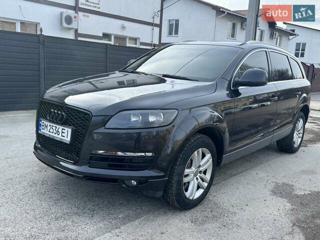 Черный Ауди Ку 7, объемом двигателя 3 л и пробегом 274 тыс. км за 12000 $, фото 1 на Automoto.ua