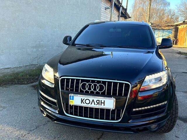 Чорний Ауді Ку 7, об'ємом двигуна 3 л та пробігом 0 тис. км за 12700 $, фото 1 на Automoto.ua