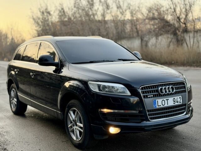Чорний Ауді Ку 7, об'ємом двигуна 0 л та пробігом 450 тис. км за 4500 $, фото 1 на Automoto.ua