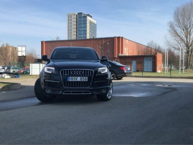 Чорний Ауді Ку 7, об'ємом двигуна 0 л та пробігом 350 тис. км за 9882 $, фото 1 на Automoto.ua