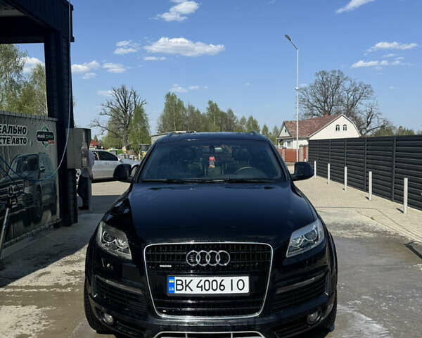 Черный Ауди Ку 7, объемом двигателя 3 л и пробегом 415 тыс. км за 12000 $, фото 1 на Automoto.ua