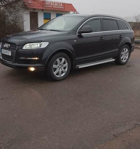 Черный Ауди Ку 7, объемом двигателя 3 л и пробегом 303 тыс. км за 12500 $, фото 1 на Automoto.ua