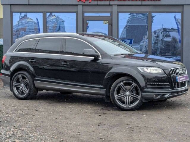 Черный Ауди Ку 7, объемом двигателя 3 л и пробегом 200 тыс. км за 18900 $, фото 1 на Automoto.ua