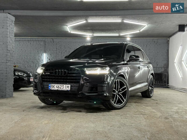 Черный Ауди Ку 7, объемом двигателя 3 л и пробегом 333 тыс. км за 27000 $, фото 1 на Automoto.ua