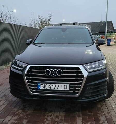 Черный Ауди Ку 7, объемом двигателя 3 л и пробегом 316 тыс. км за 31000 $, фото 1 на Automoto.ua
