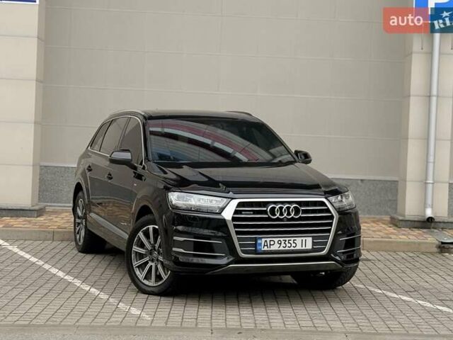 Черный Ауди Ку 7, объемом двигателя 3 л и пробегом 210 тыс. км за 24999 $, фото 1 на Automoto.ua