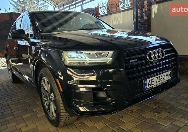 Черный Ауди Ку 7, объемом двигателя 3 л и пробегом 150 тыс. км за 29900 $, фото 1 на Automoto.ua