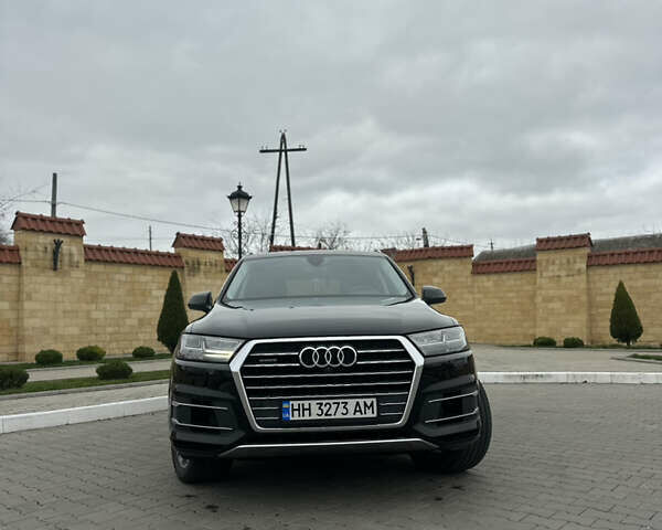 Черный Ауди Ку 7, объемом двигателя 3 л и пробегом 165 тыс. км за 27000 $, фото 1 на Automoto.ua