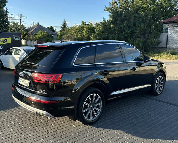 Черный Ауди Ку 7, объемом двигателя 3 л и пробегом 152 тыс. км за 39800 $, фото 1 на Automoto.ua
