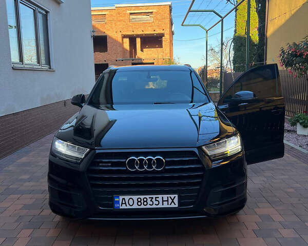 Черный Ауди Ку 7, объемом двигателя 2.97 л и пробегом 287 тыс. км за 35000 $, фото 1 на Automoto.ua