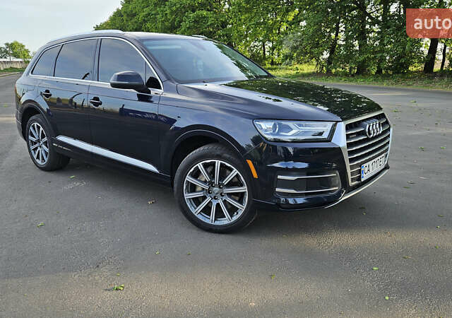 Чорний Ауді Ку 7, об'ємом двигуна 2 л та пробігом 189 тис. км за 25000 $, фото 1 на Automoto.ua
