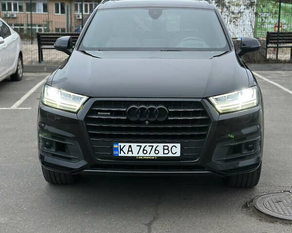 Черный Ауди Ку 7, объемом двигателя 3 л и пробегом 143 тыс. км за 29000 $, фото 1 на Automoto.ua