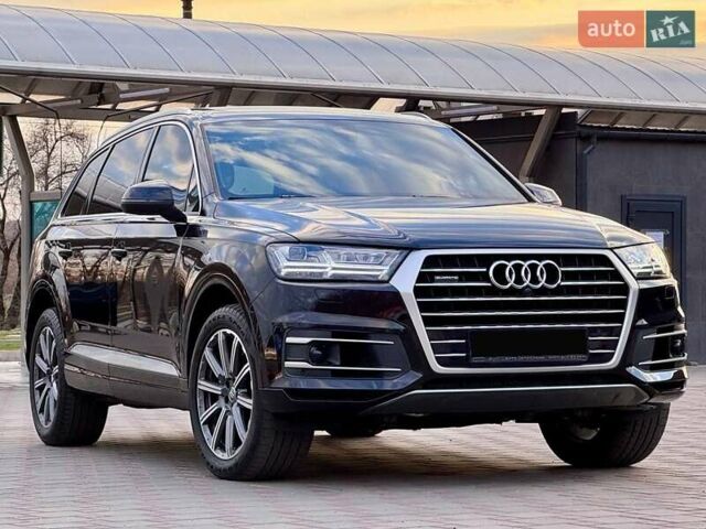 Чорний Ауді Ку 7, об'ємом двигуна 3 л та пробігом 180 тис. км за 24900 $, фото 1 на Automoto.ua